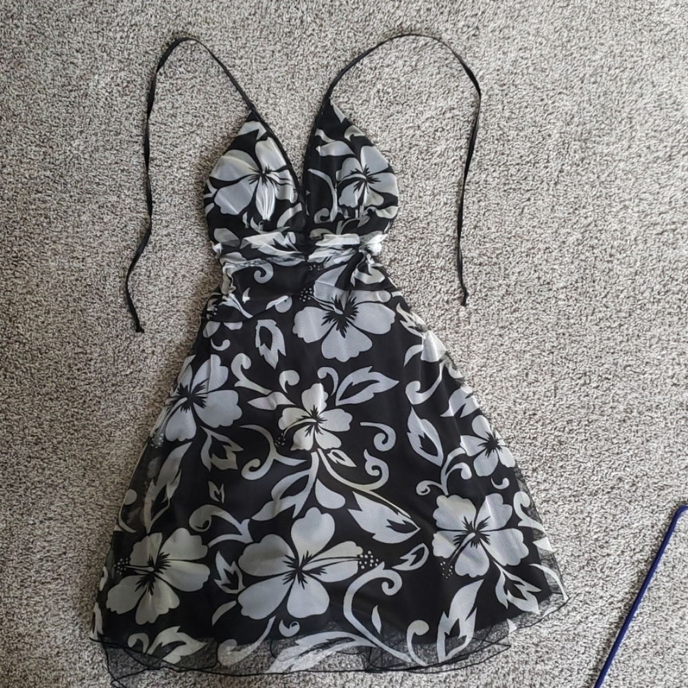 Halter dress